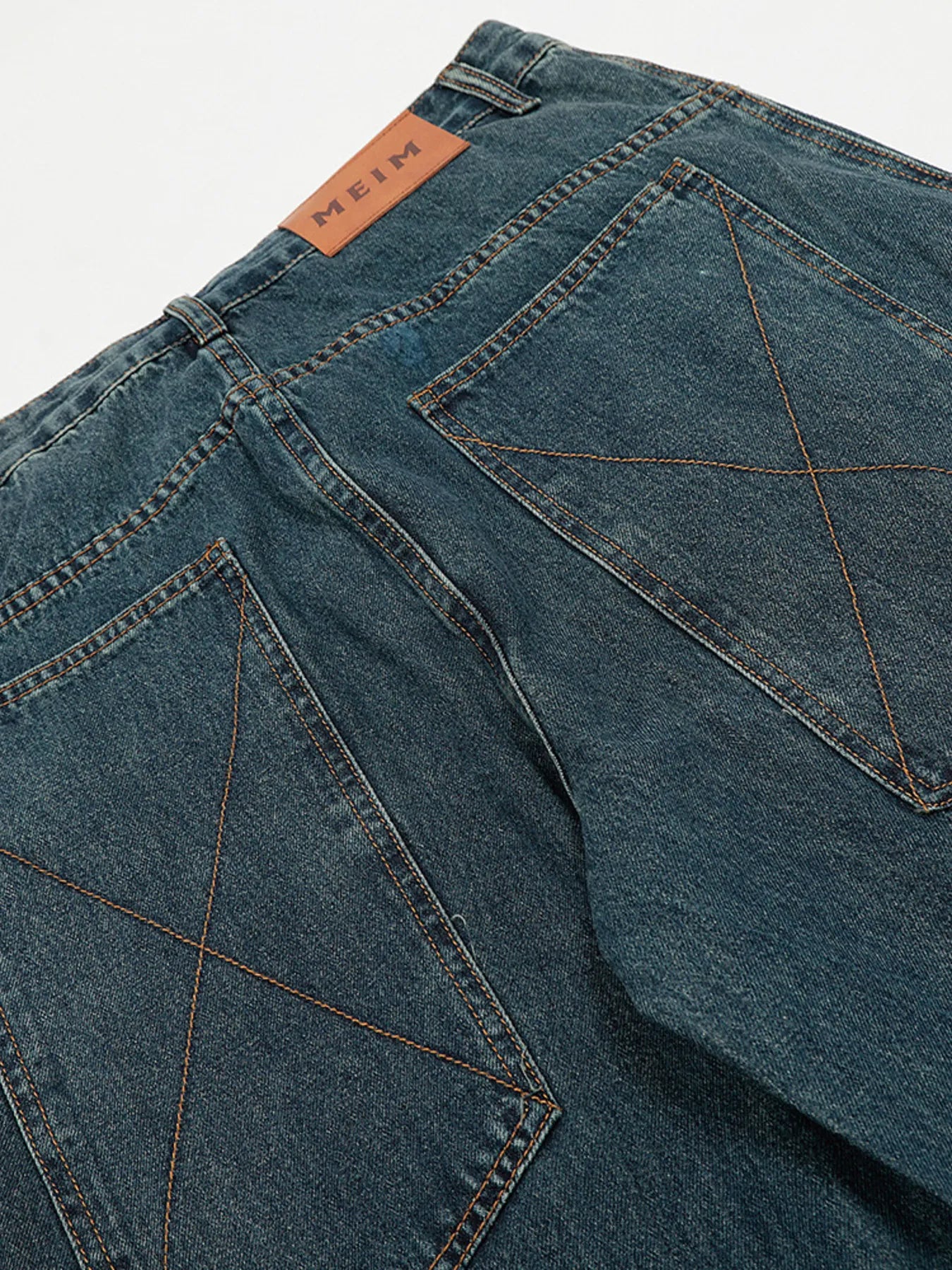 2b49df2dda514125a915a6d8cf82d57d-Max-Origin